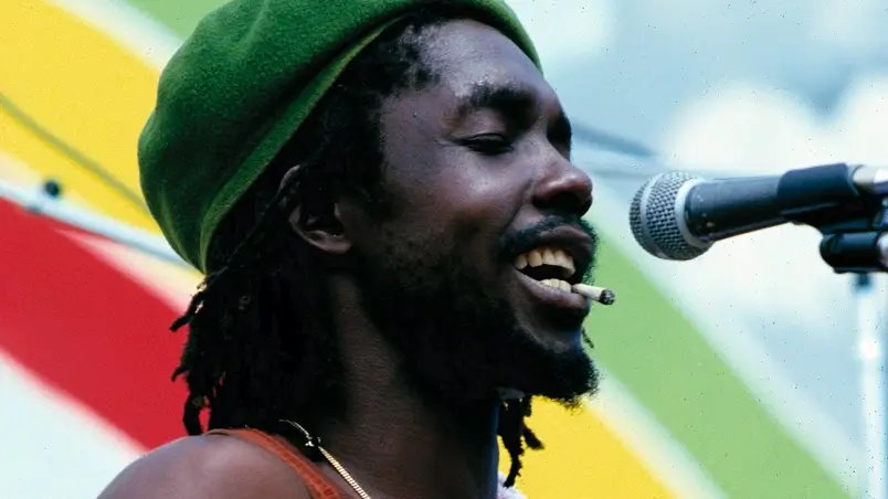 Cantor jamaicano Peter Tosh