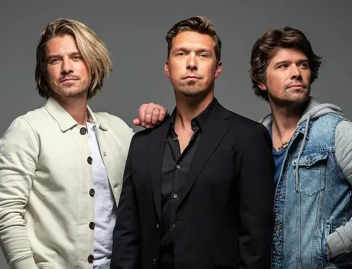 Zac, Isaac e Taylor do Hanson em 2023