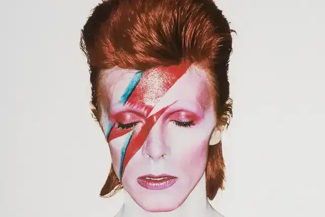 David Bowie como Alladin Sane