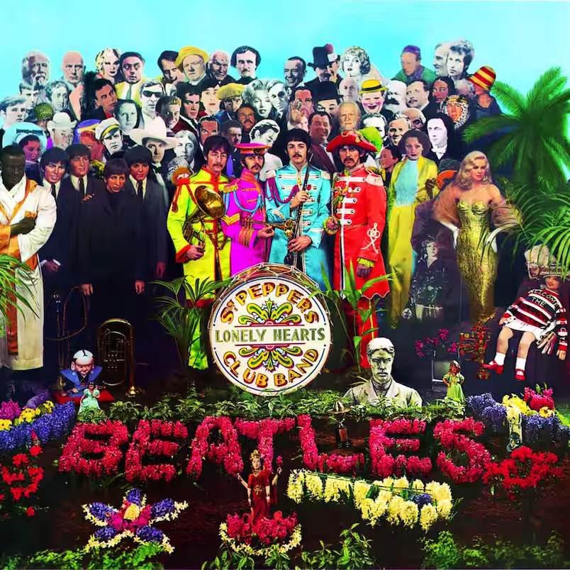 Capa do álbum Sgt. Pepper's Lonely Hearts Club Band dos Beatles, com uma montagem de pessoas famosas em trajes coloridos.
